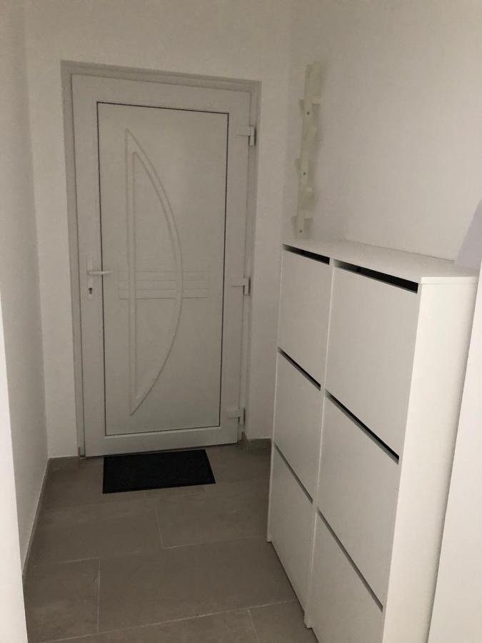Bibi Terasz Apartman بالاتوليلّي المظهر الخارجي الصورة